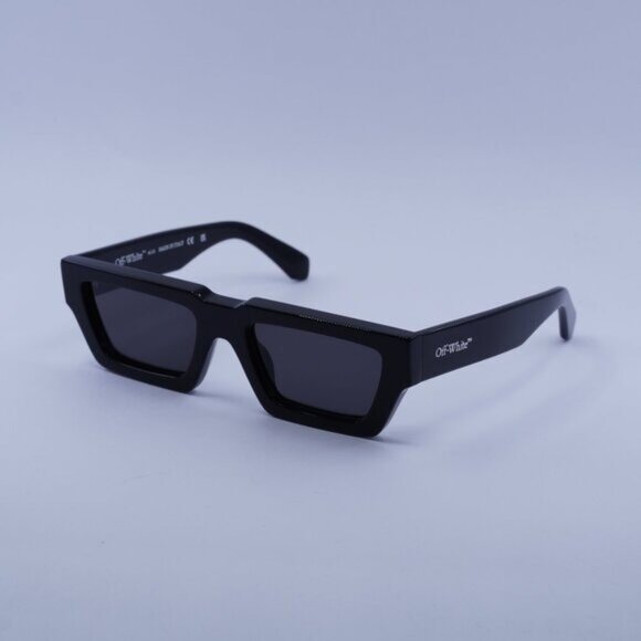 Off-White OERI129 MANCHESTER 1007 Sunglasses Black Rectangle Frame, Grey Lenses - Picture 1 of 8